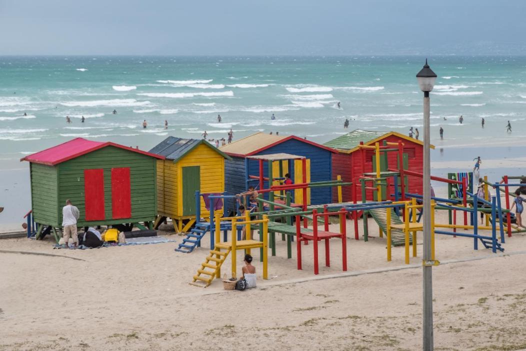 At The Beach - Muizenberg Fokváros Kültér fotó